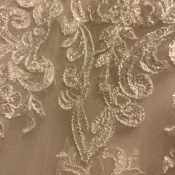 Morilee Rebecca wedding gown NWT - Picture 12 of 12